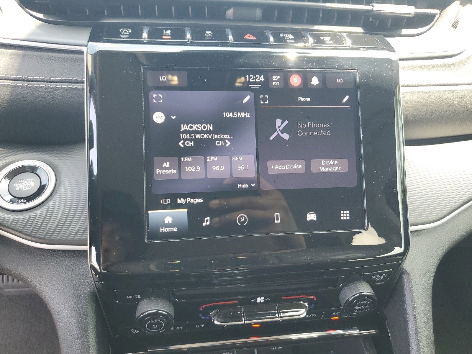 2023 Jeep Grand Cherokee Laredo