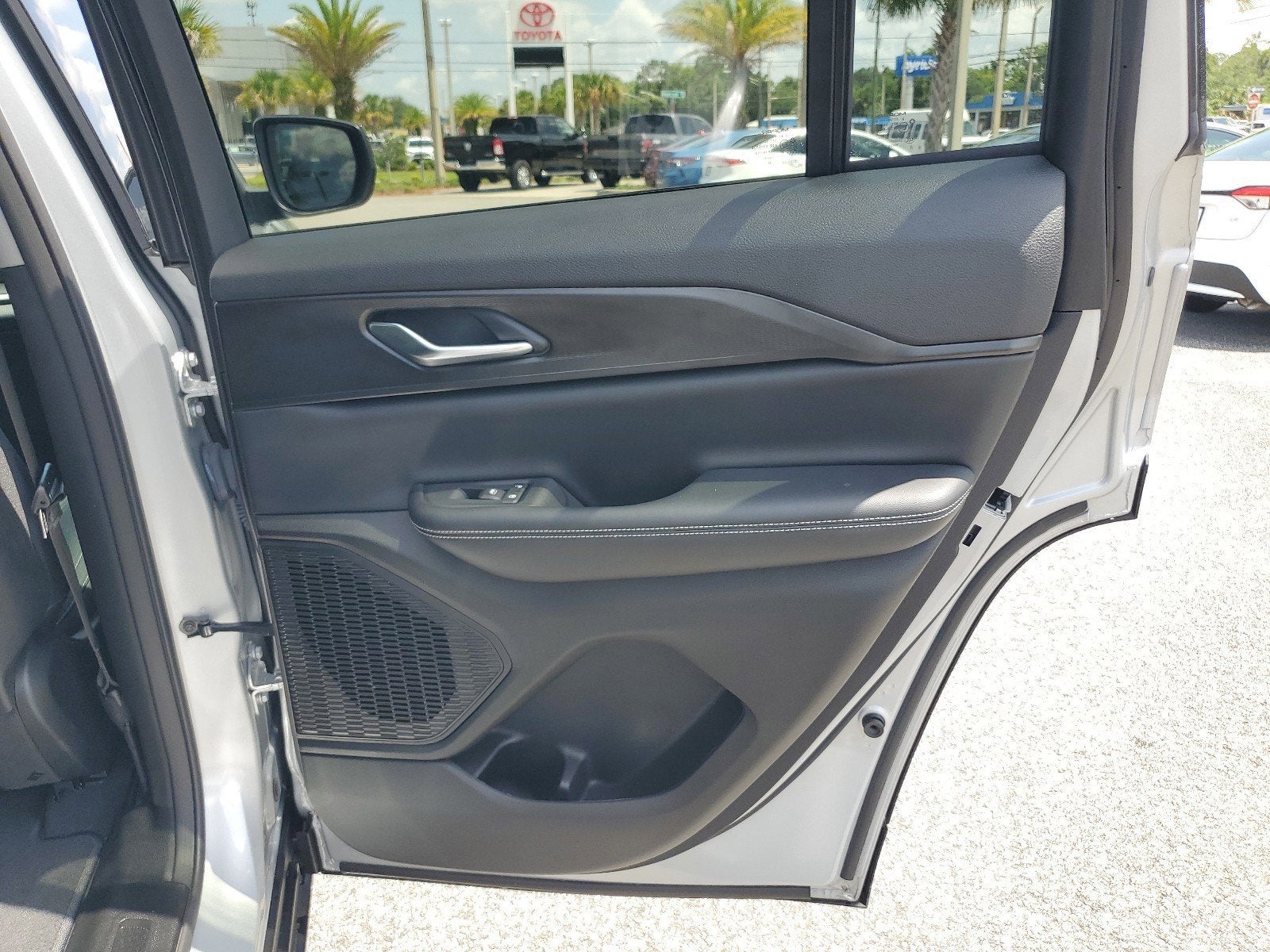 2023 Jeep Grand Cherokee Laredo