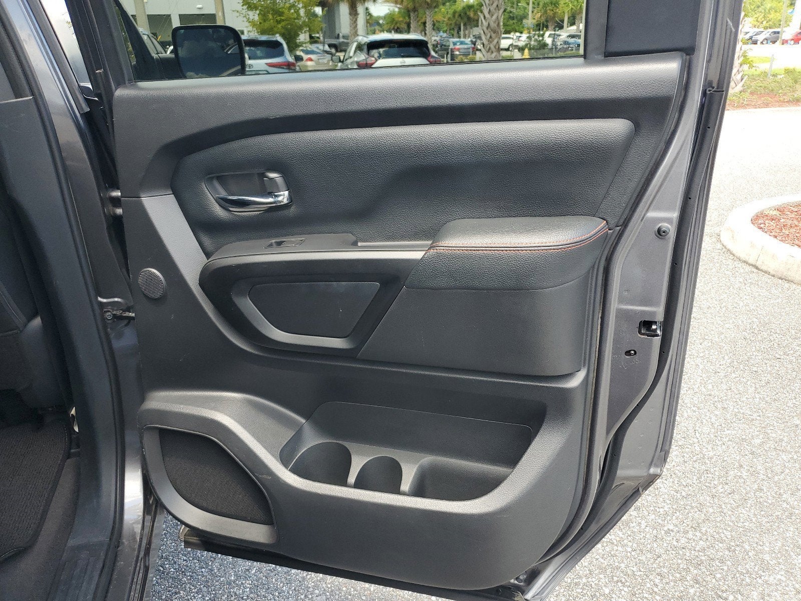 2022 Nissan Titan PRO-4X