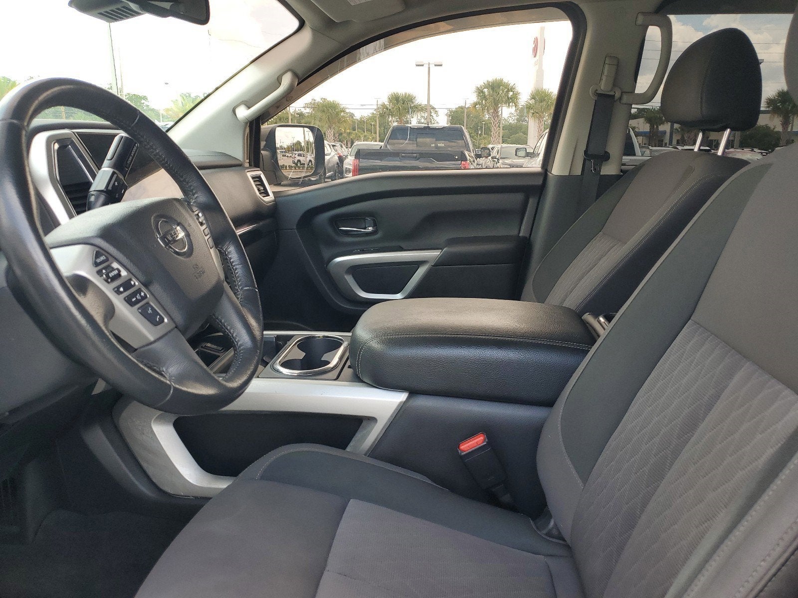 2021 Nissan Titan SV