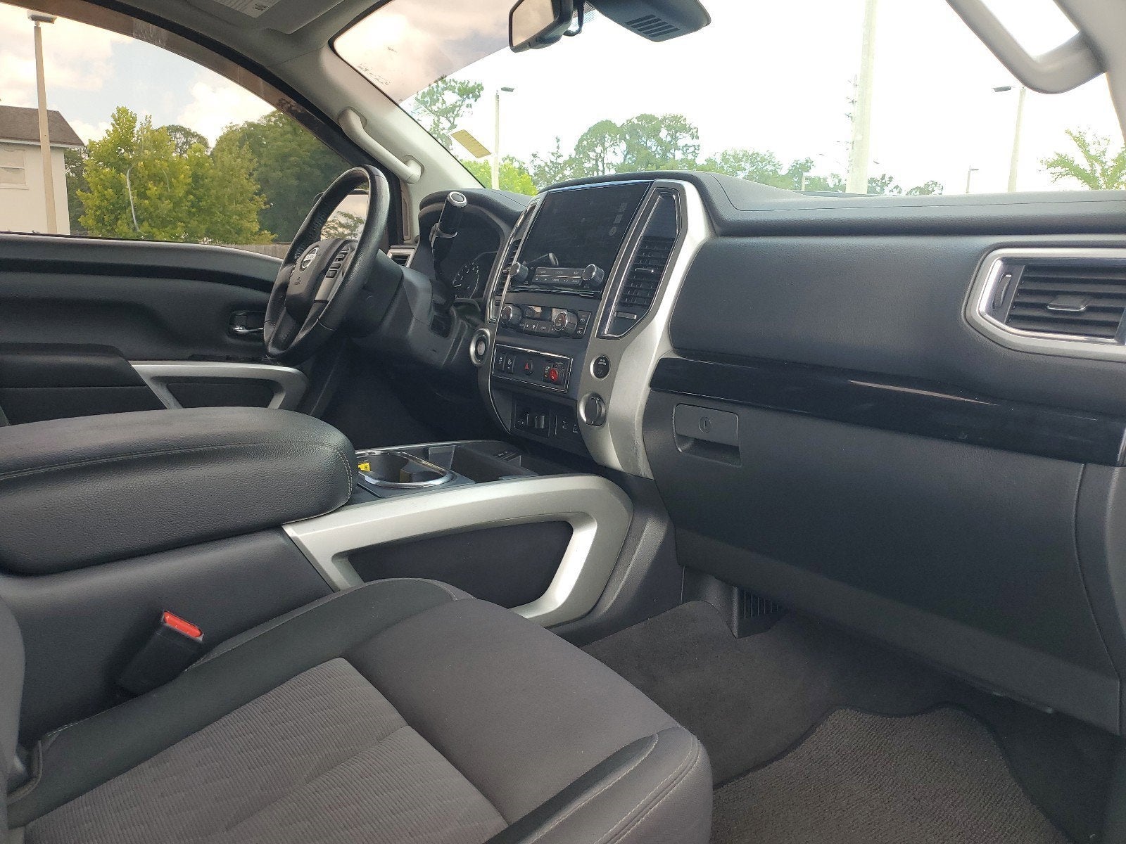 2021 Nissan Titan SV