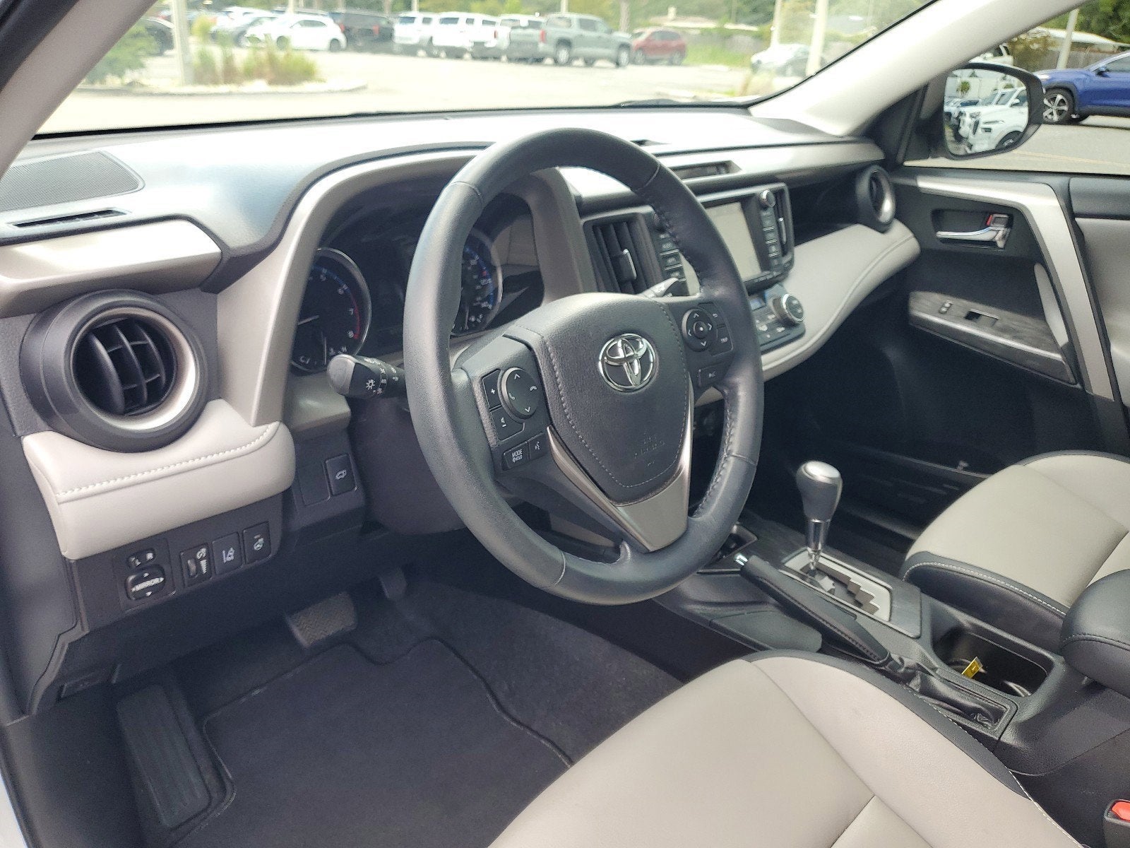 2018 Toyota RAV4 Platinum