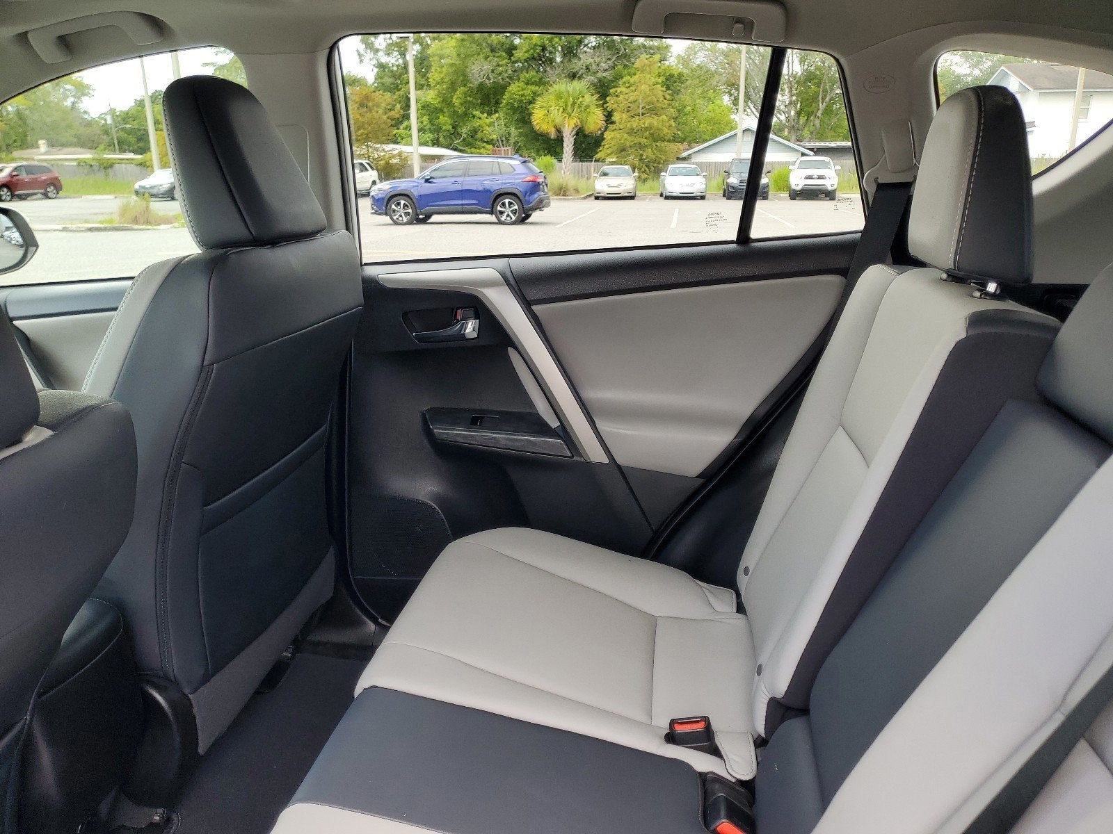 2018 Toyota RAV4 Platinum