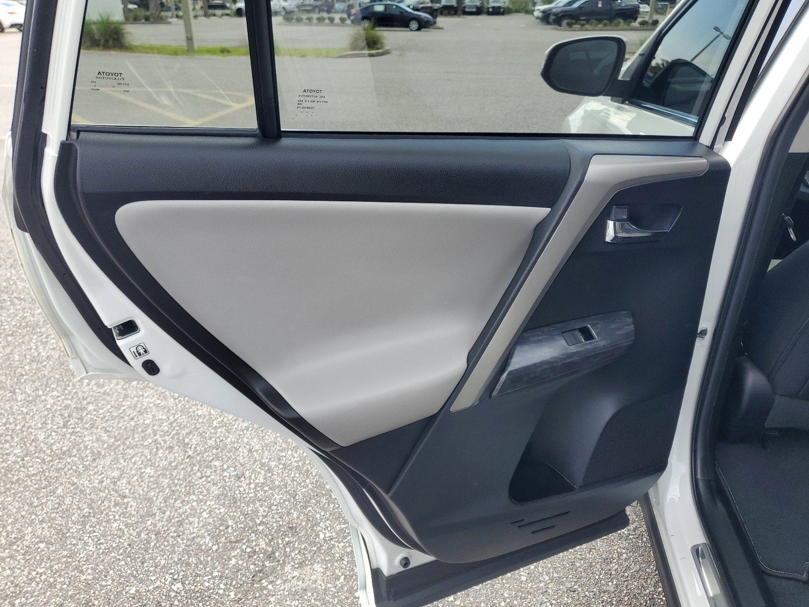 2018 Toyota RAV4 Platinum