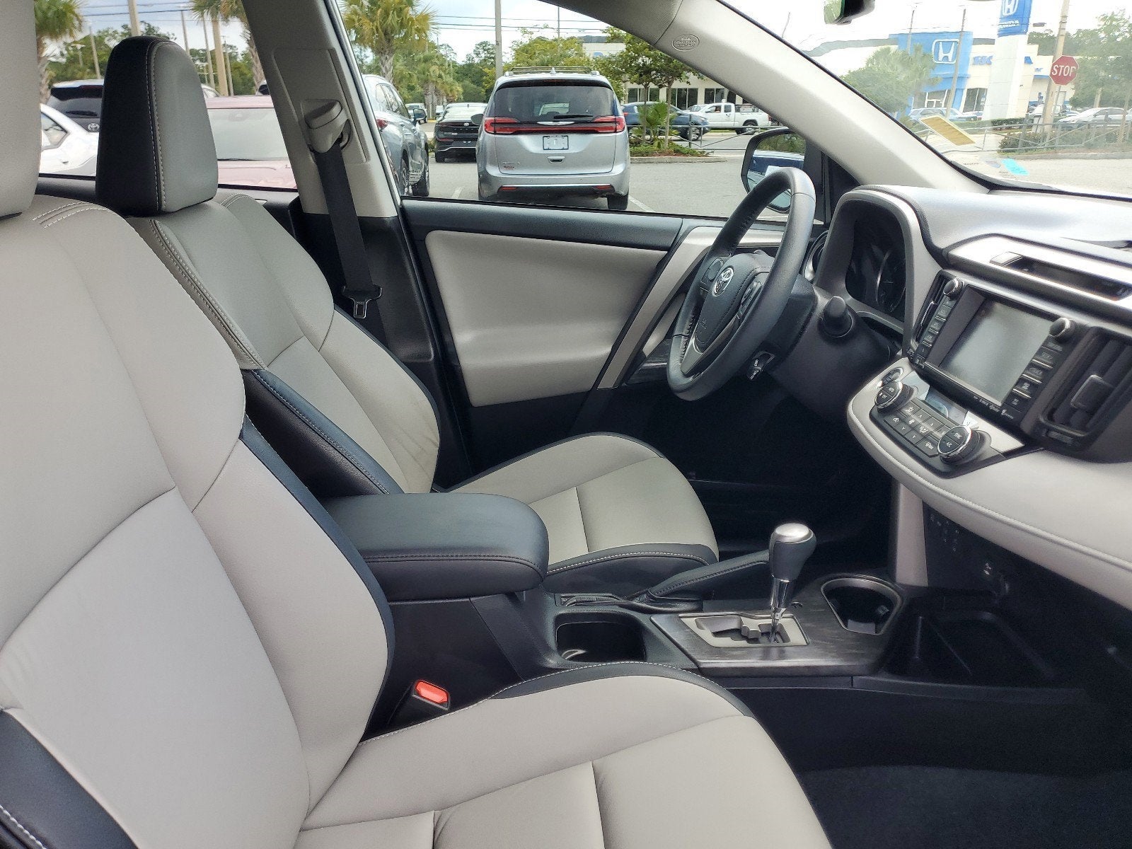 2018 Toyota RAV4 Platinum