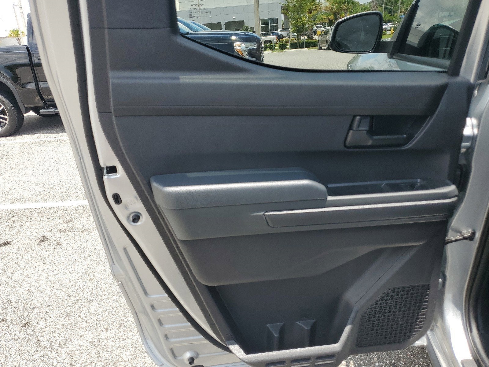 2024 Toyota Tacoma 4WD SR5