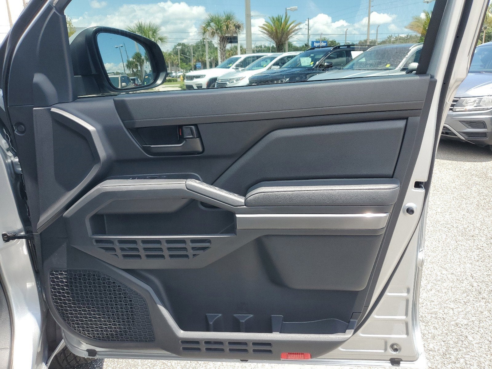 2024 Toyota Tacoma 4WD SR5