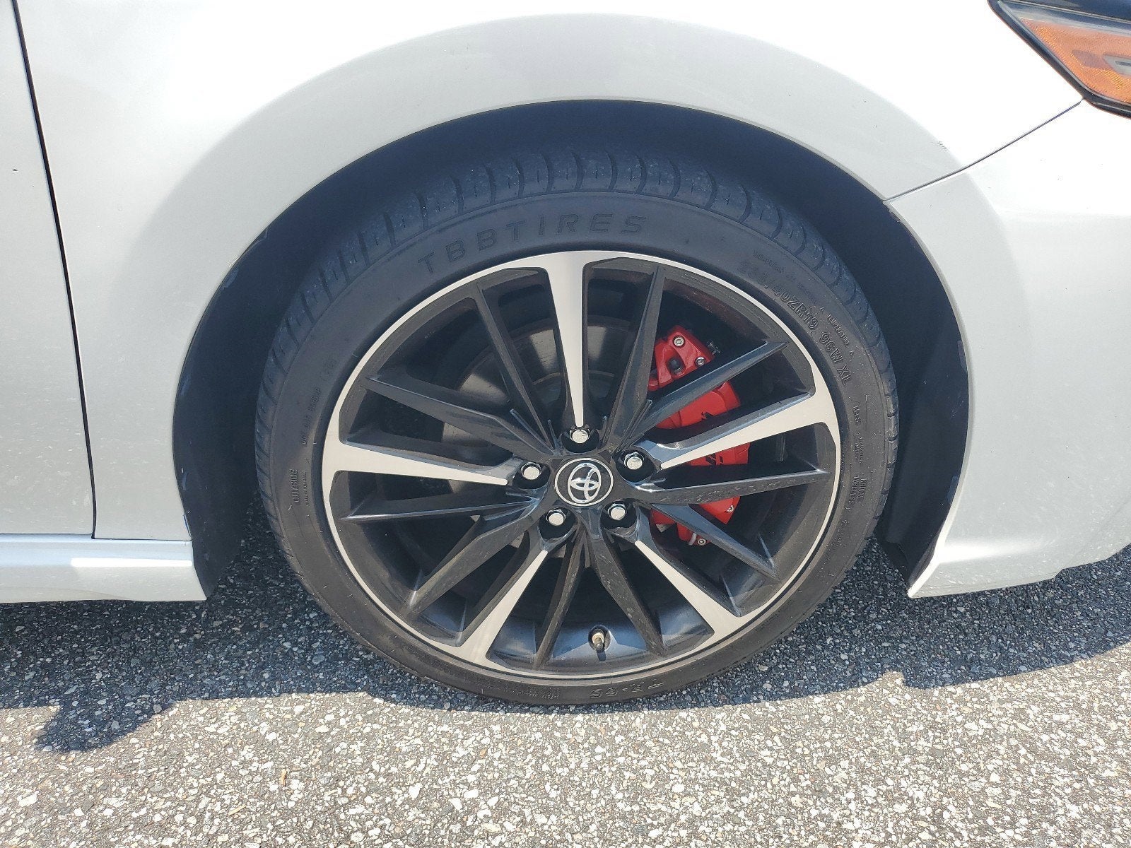 2019 Toyota Camry XSE