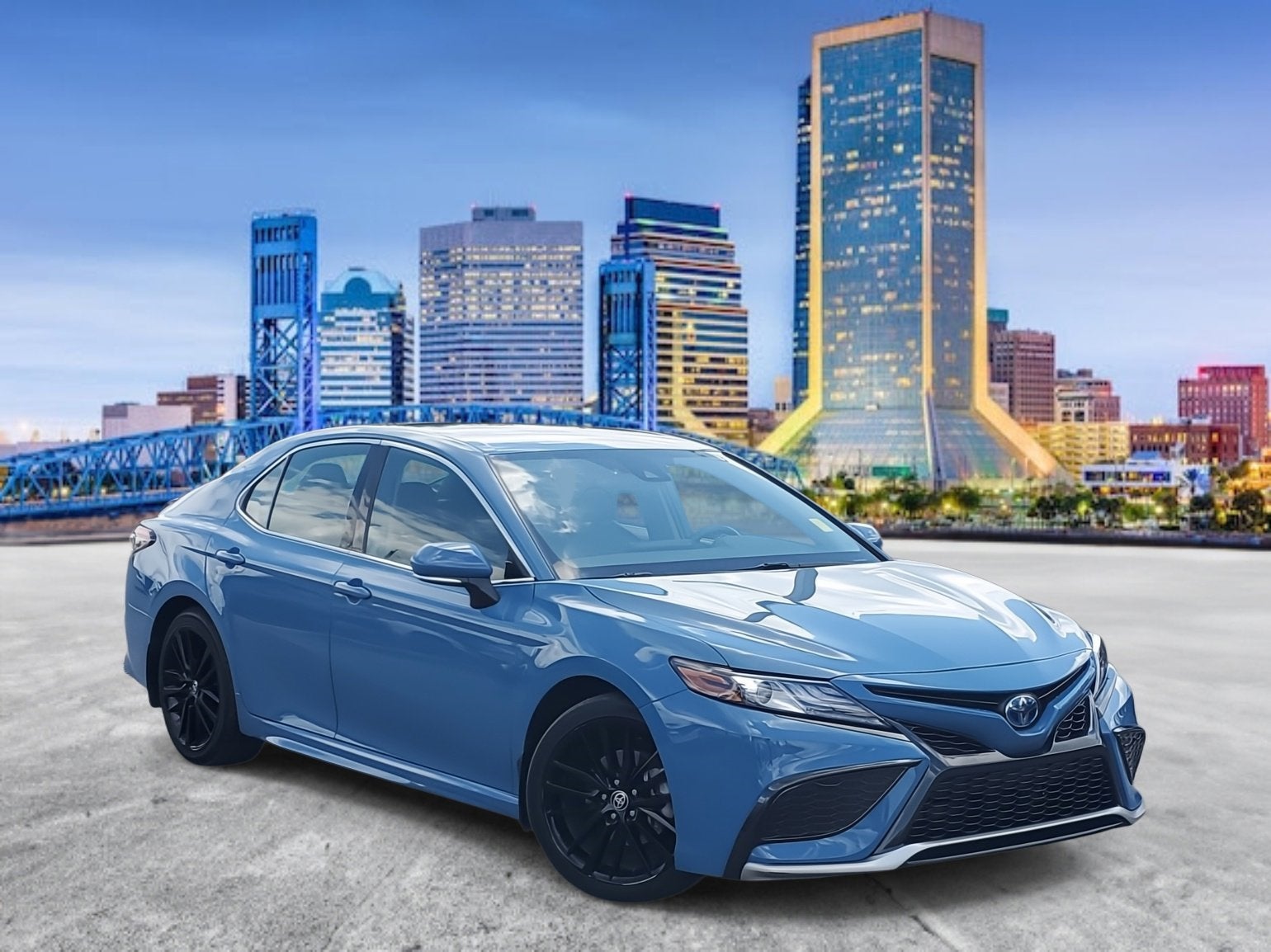 2023 Toyota Camry Hybrid XSE