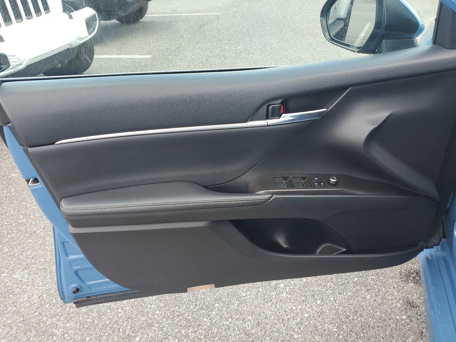 2023 Toyota Camry Hybrid XSE