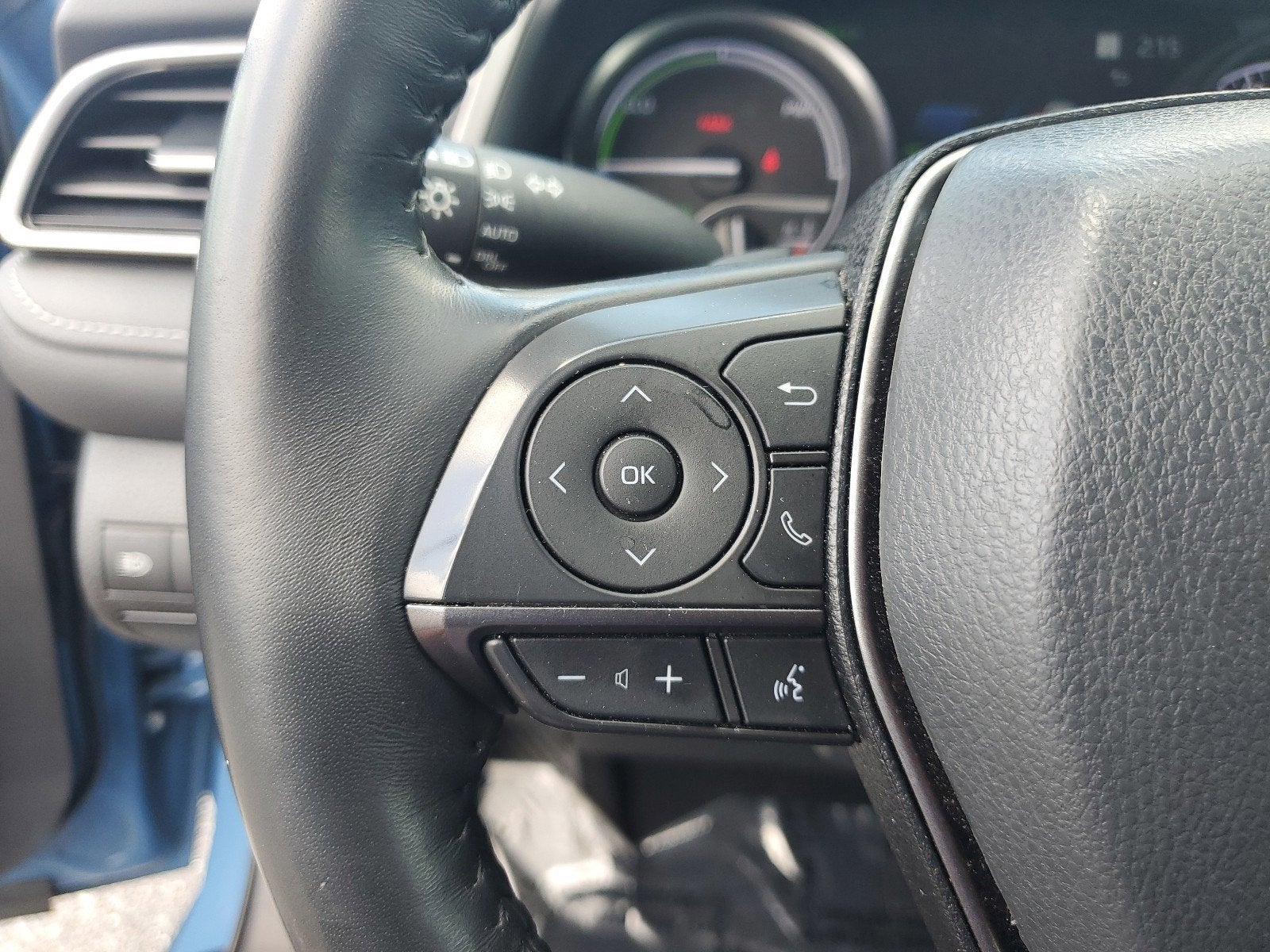 2023 Toyota Camry Hybrid XSE