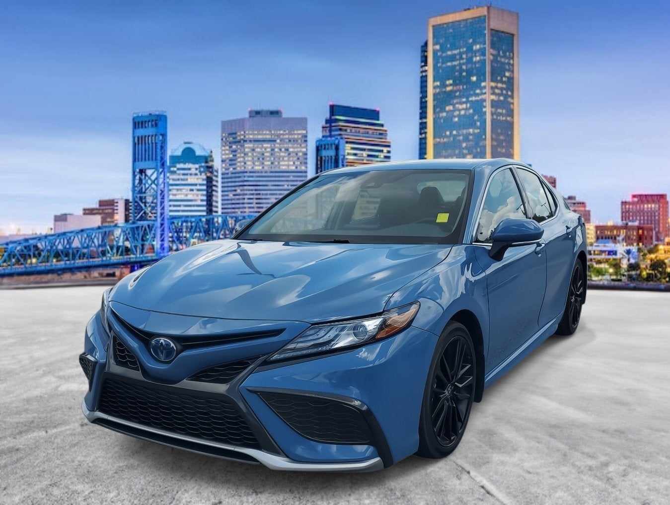 2023 Toyota Camry Hybrid XSE