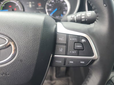 2023 Toyota Highlander Hybrid Bronze Edition