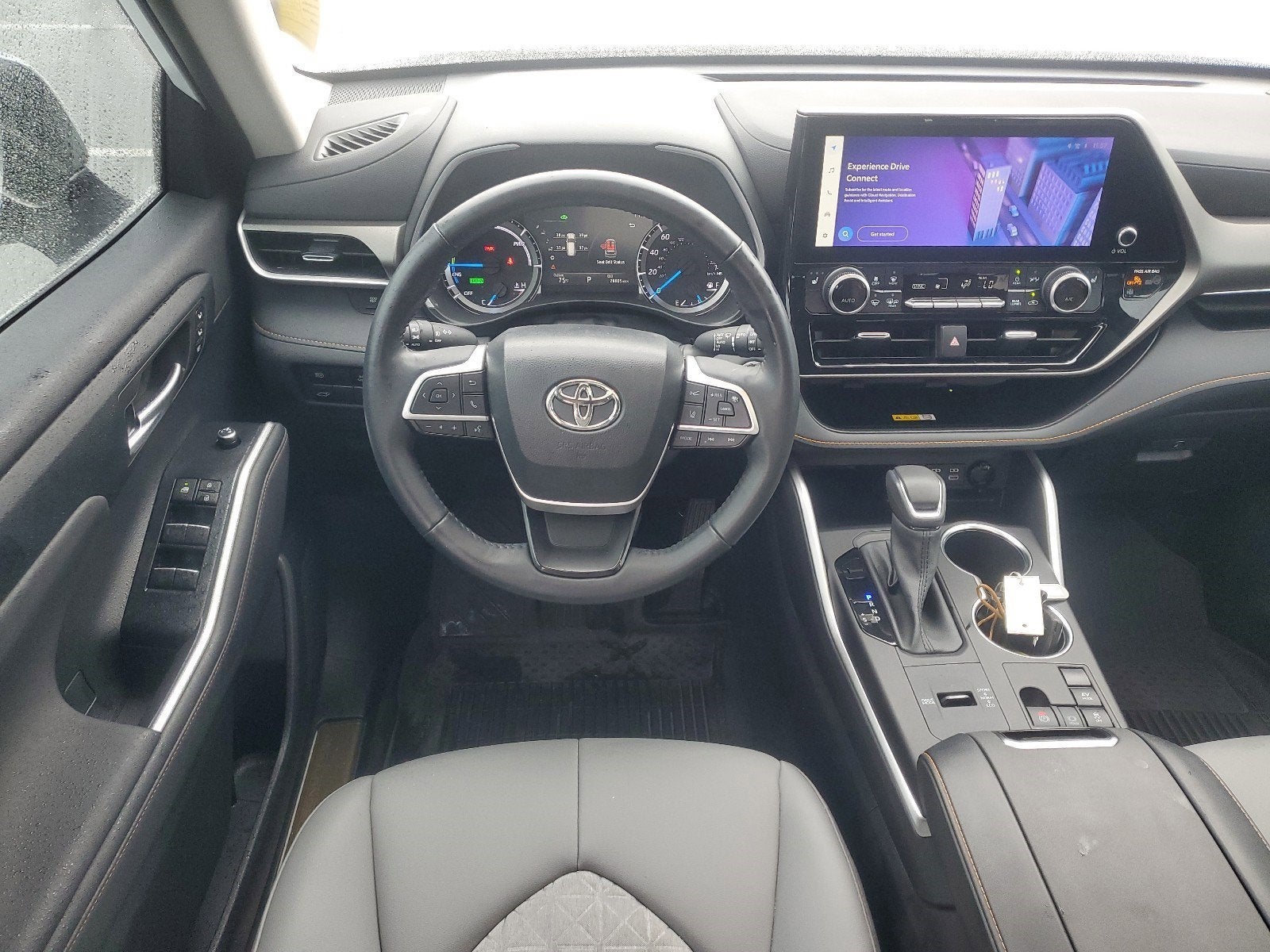 2023 Toyota Highlander Hybrid Bronze Edition