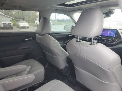 2023 Toyota Highlander Hybrid Bronze Edition