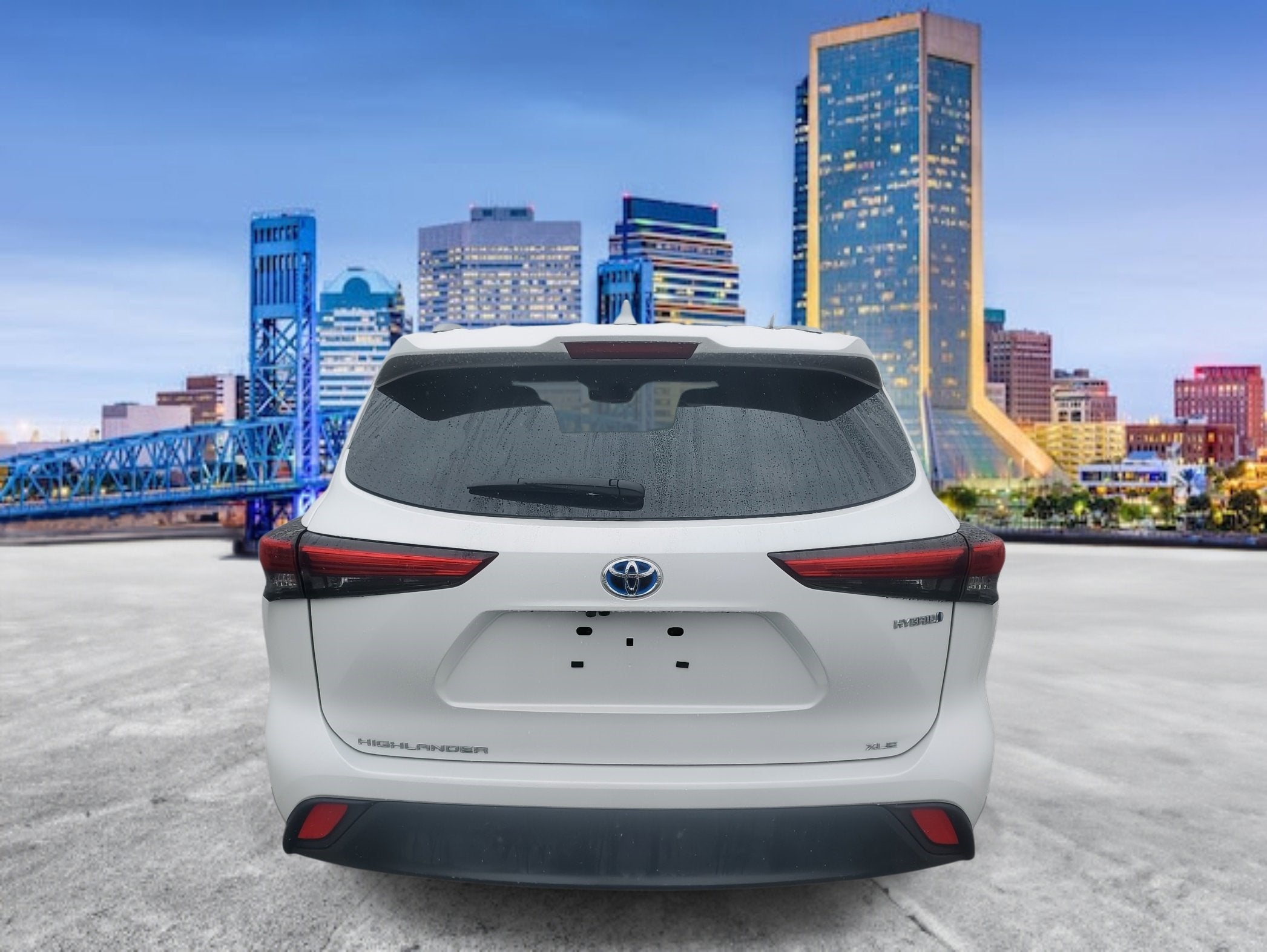 2023 Toyota Highlander Hybrid Bronze Edition