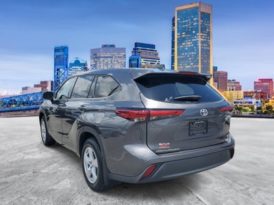 2022 Toyota Highlander LE