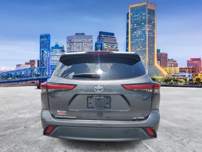 2022 Toyota Highlander LE