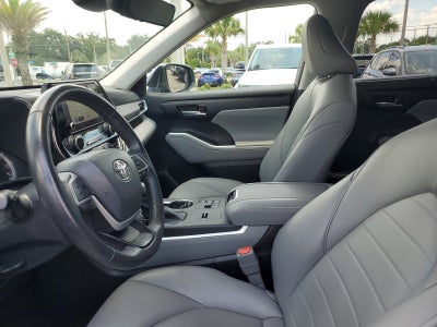 2023 Toyota Highlander XLE