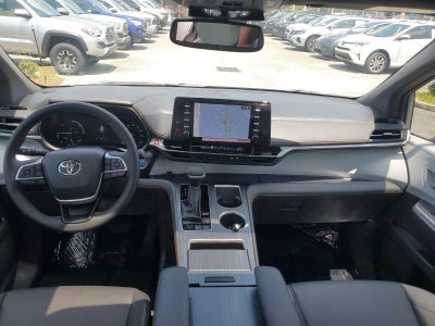 2024 Toyota Sienna XSE