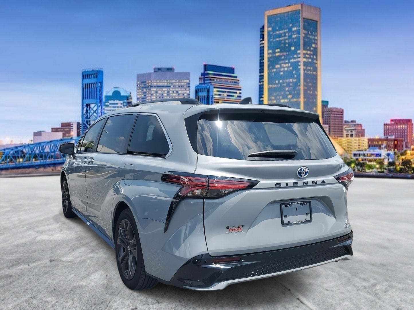2024 Toyota Sienna XSE