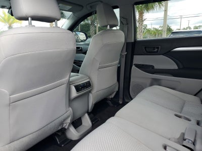 2019 Toyota Highlander LE