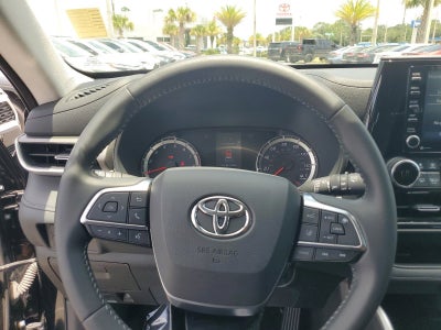 2021 Toyota Highlander LE