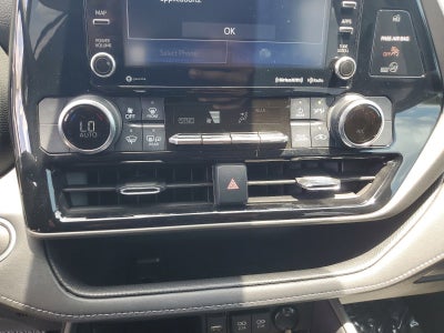 2021 Toyota Highlander LE