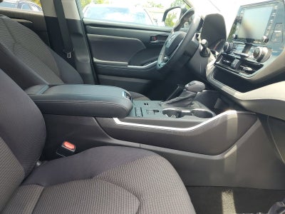 2021 Toyota Highlander LE