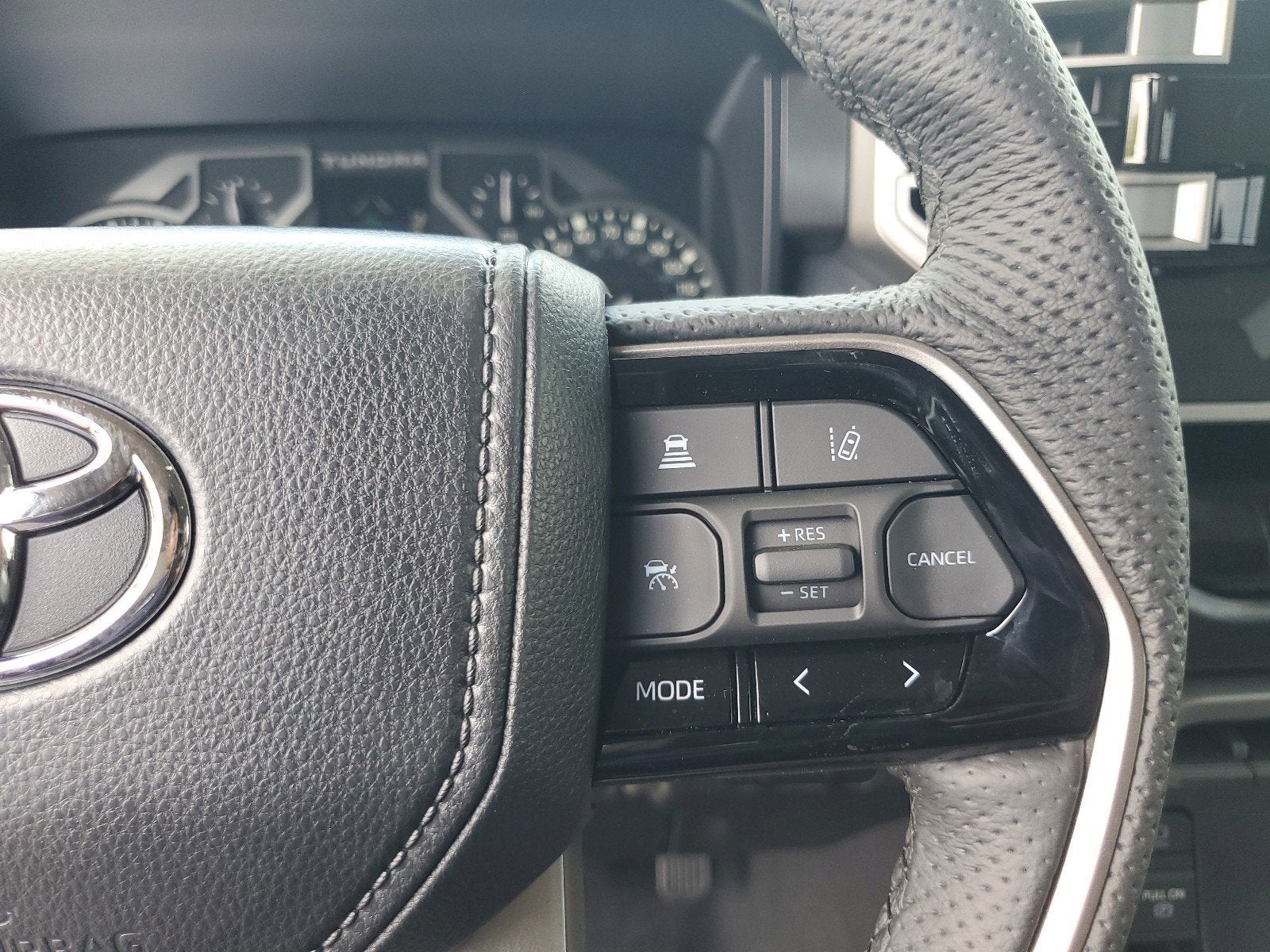 2024 Toyota Tundra 4WD SR5