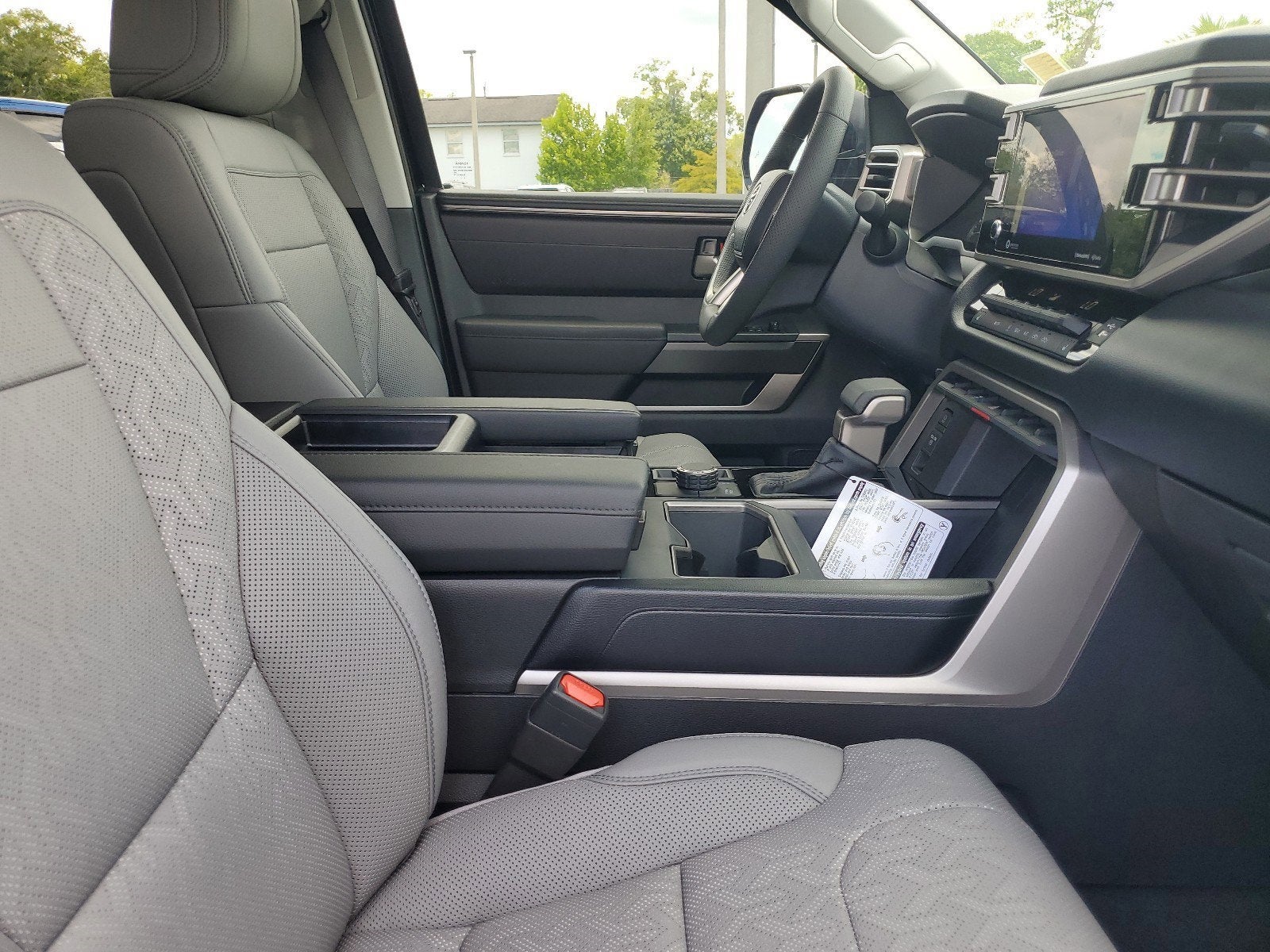 2024 Toyota Tundra 4WD SR5