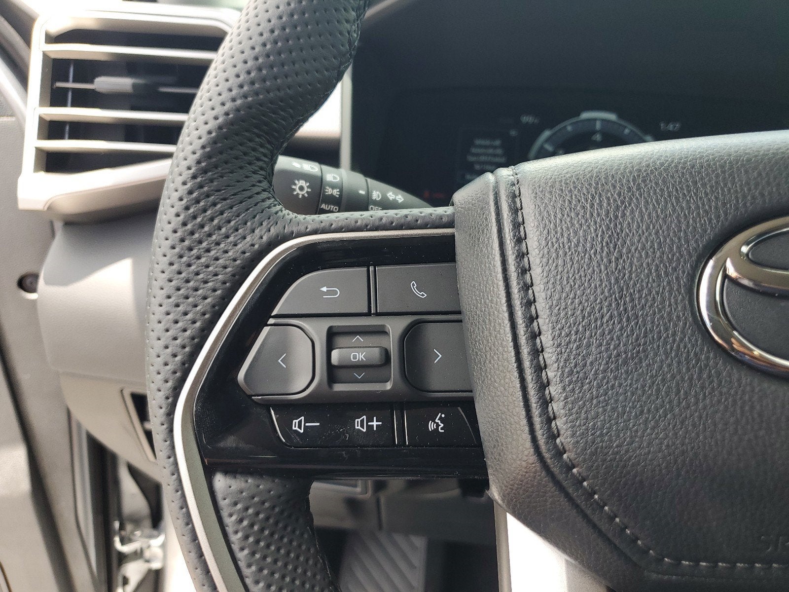 2024 Toyota Tundra 4WD Limited Hybrid