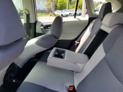 2020 Toyota RAV4 Hybrid XLE