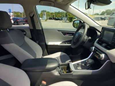 2020 Toyota RAV4 Hybrid XLE