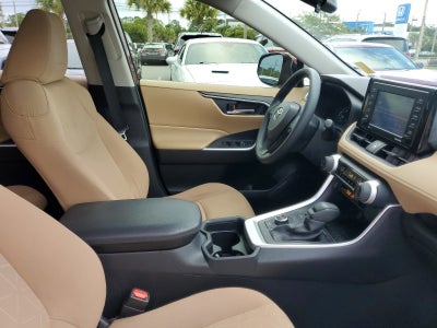 2021 Toyota RAV4 Hybrid XLE