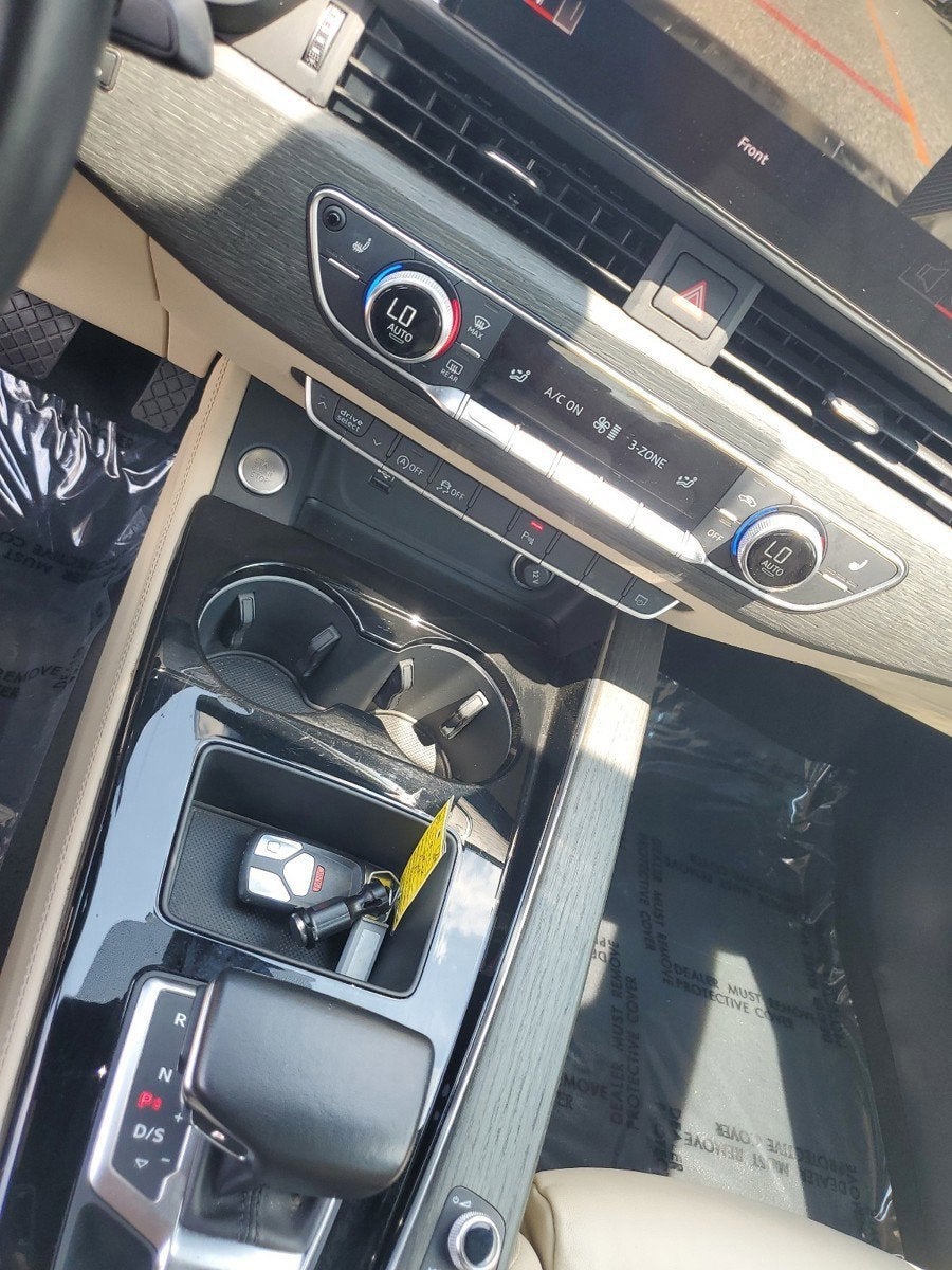 2022 Audi A4 Sedan S line Premium Plus