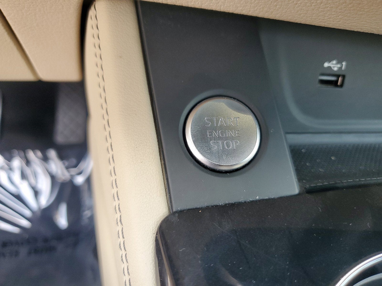 2022 Audi A4 Sedan S line Premium Plus