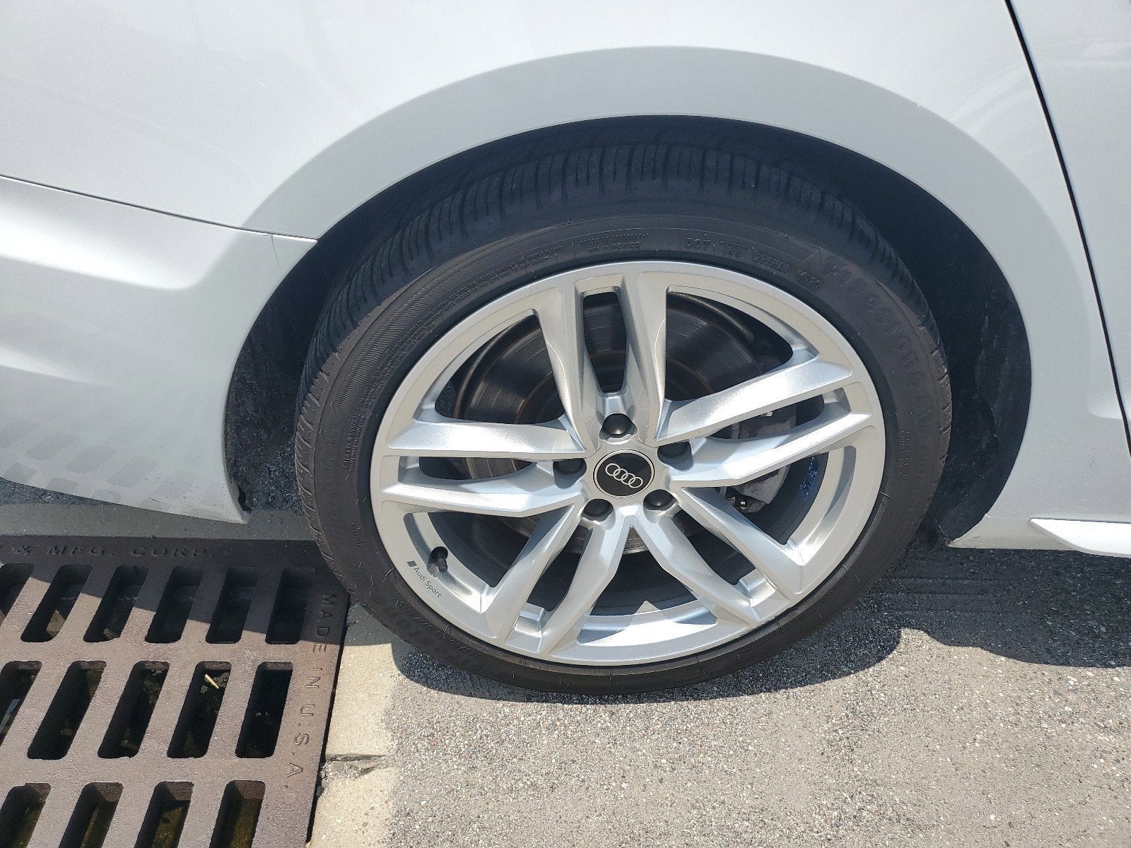 2022 Audi A4 Sedan S line Premium Plus