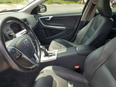 2017 Volvo V60 Premier