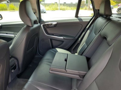 2017 Volvo V60 Premier