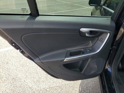 2017 Volvo V60 Premier