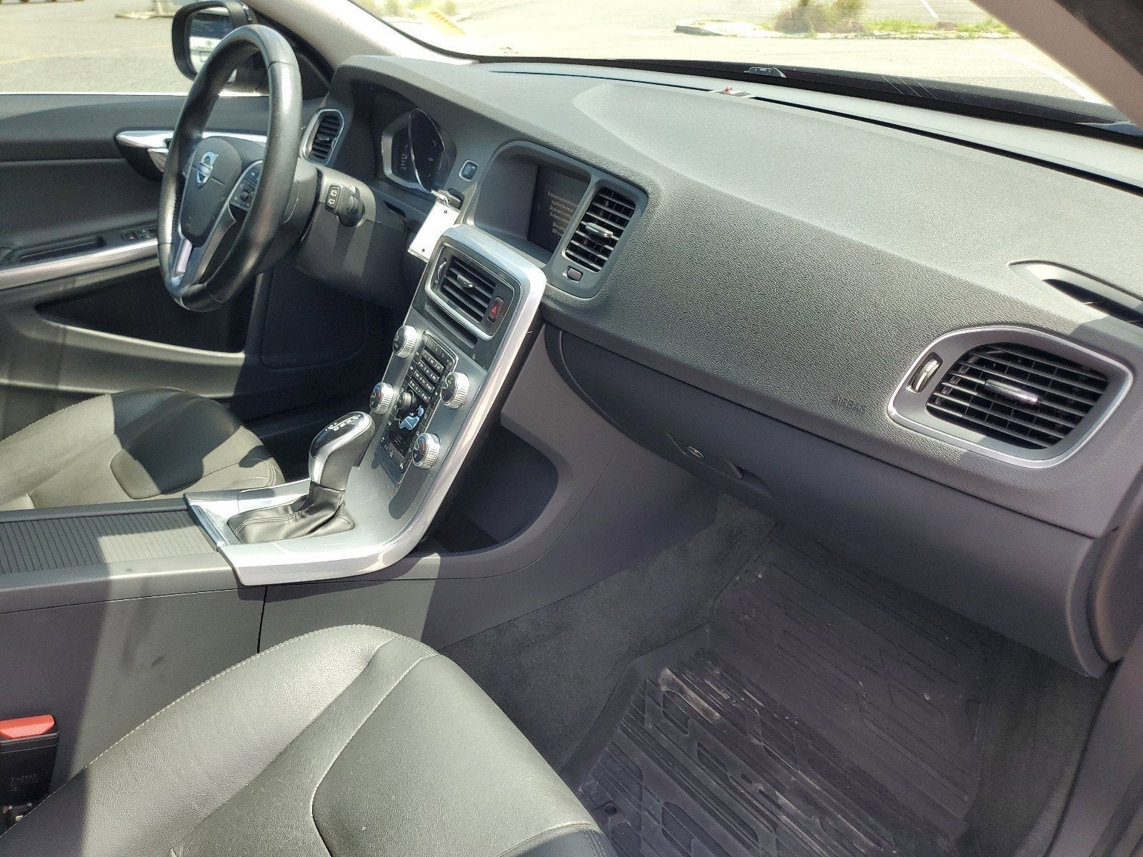 2017 Volvo V60 Premier