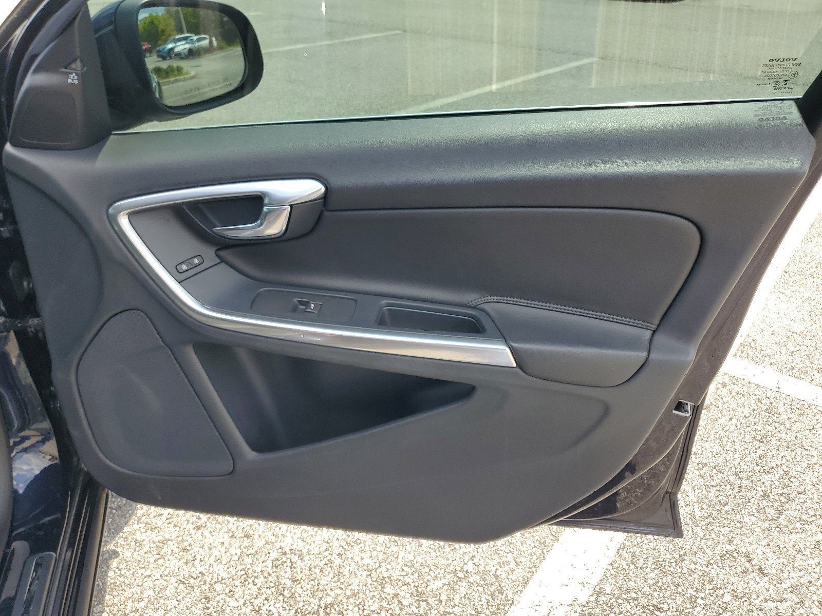 2017 Volvo V60 Premier