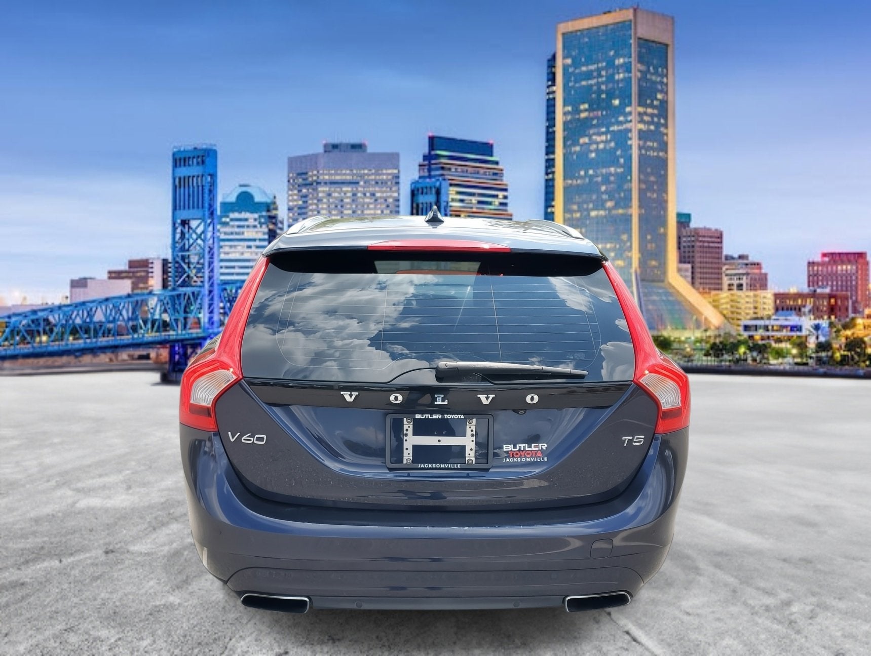 2017 Volvo V60 Premier